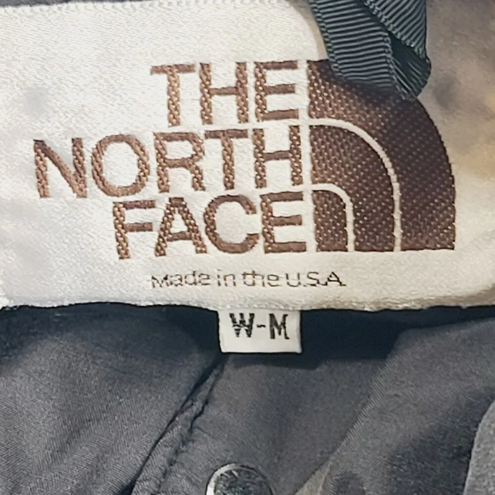 The North Face Men's‎ Black Sleeveless Dual Pocket Snap Fishing Puffer Vest Sz M